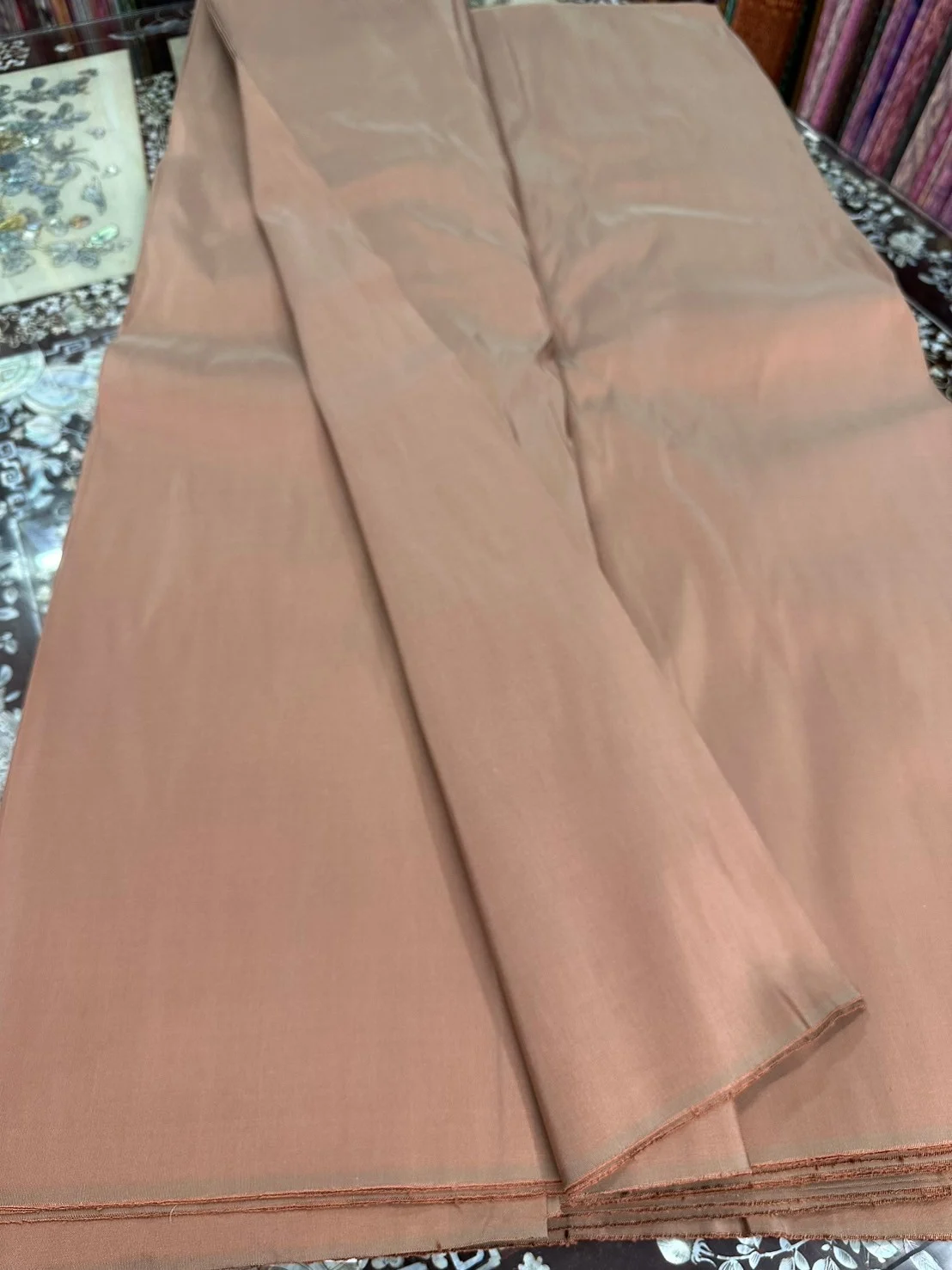 Solid-Colour Silk, Smooth Weave, Heavy Weight, 6-Ply, Brown