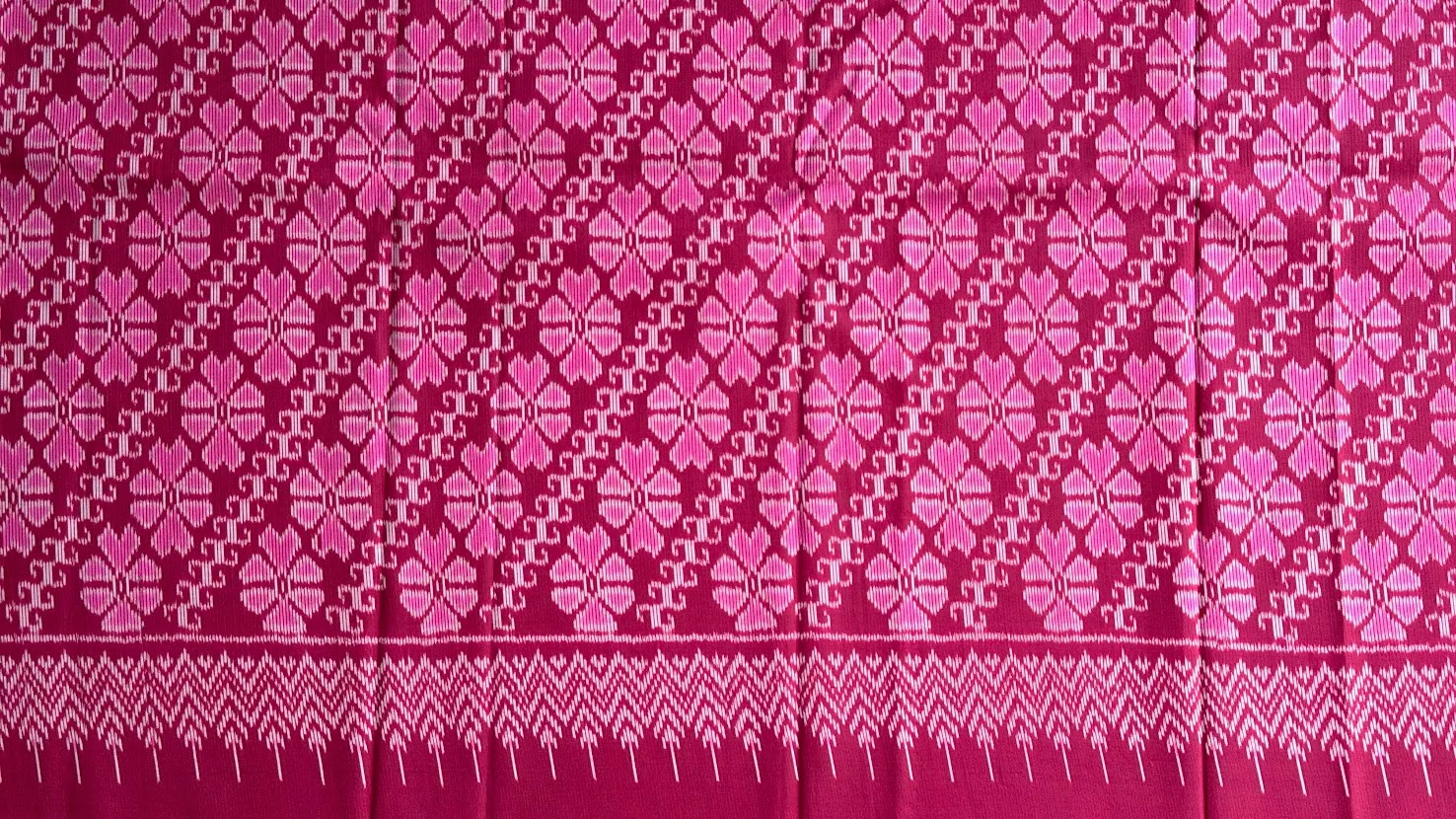 Ikat Silk, 2-Shaft, Dok Rak Pattern, Pink-Red