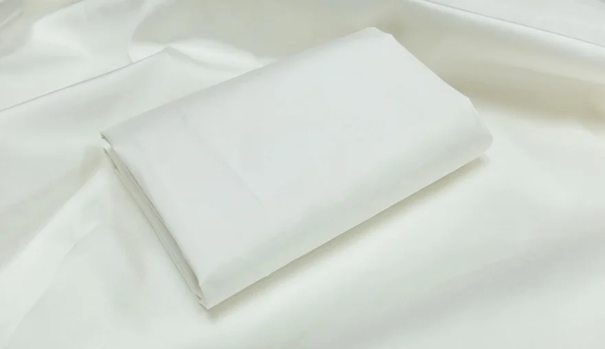 Solid-Colour Silk, Smooth Weave, Heavy Weight, Off-White