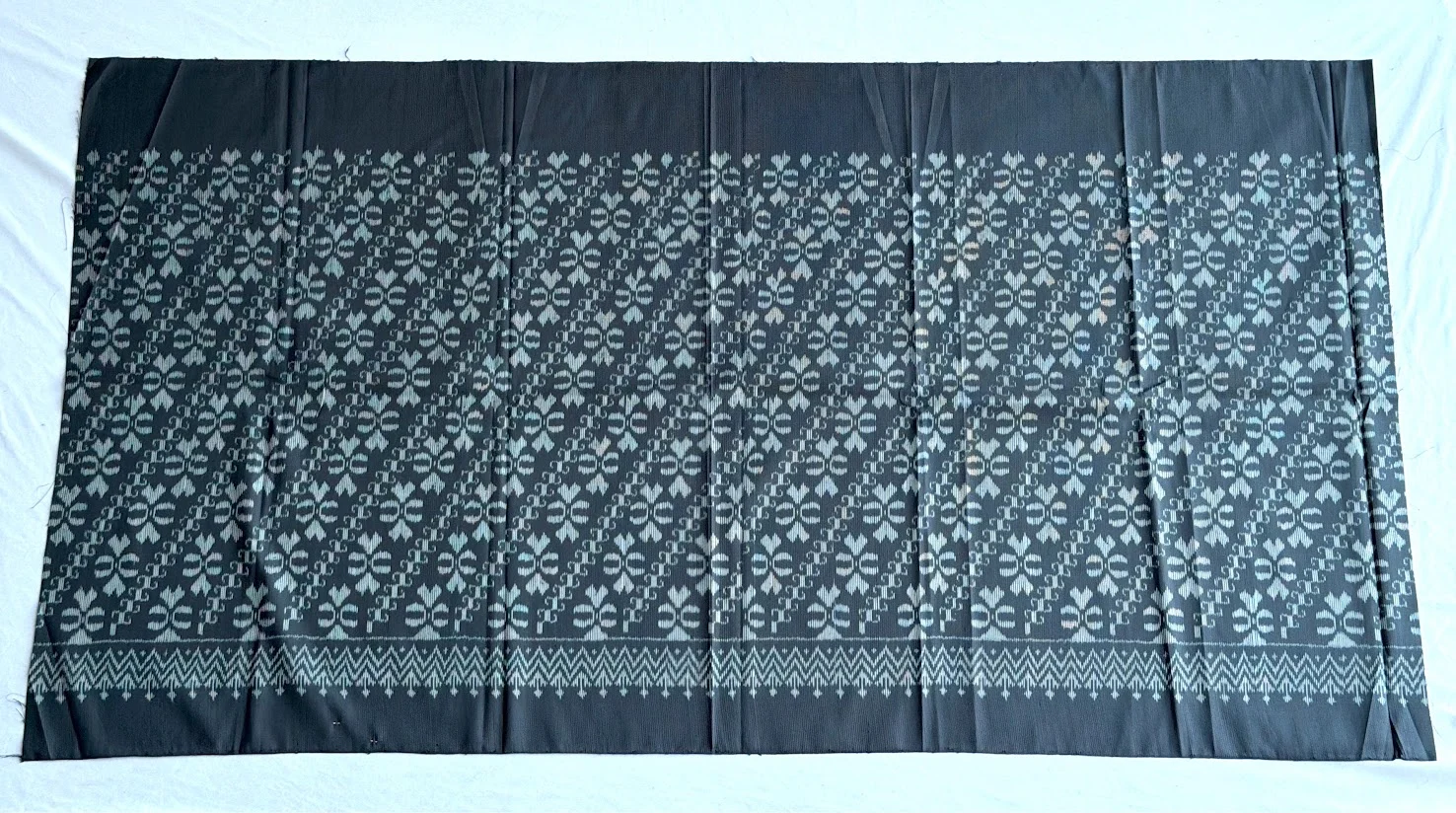 Ikat Silk, 2-Shaft, Dok Rak Pattern, Lead Grey