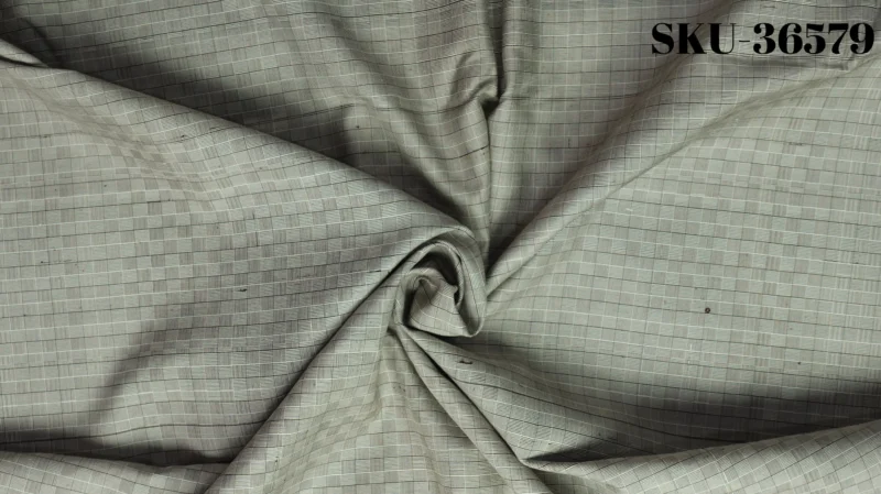 Silk Houndstooth, Grey