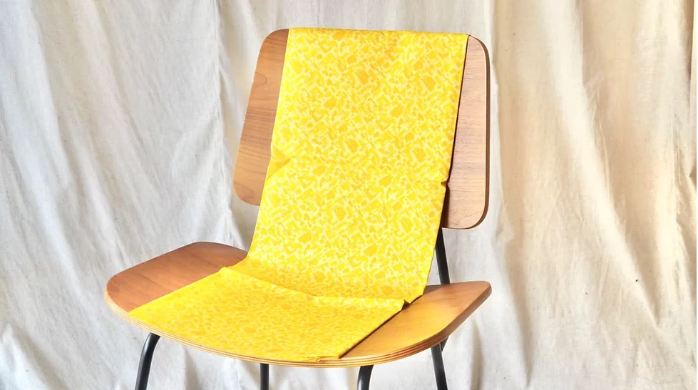 Printed Silk, Smooth Weave, 2-Ply, Yellow Ground