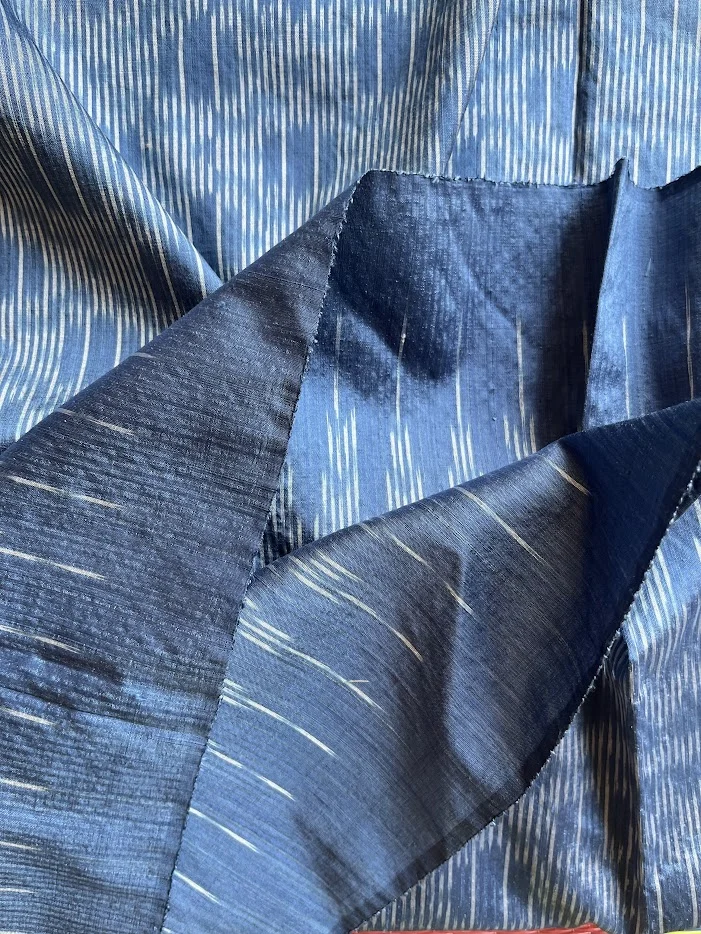 Ikat Silk, 2-Shaft, Kan Yaeng Pattern, Indigo Blue