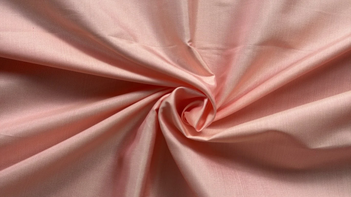 Solid-Colour Silk, Smooth Weave, 2-Ply, Rose Gold
