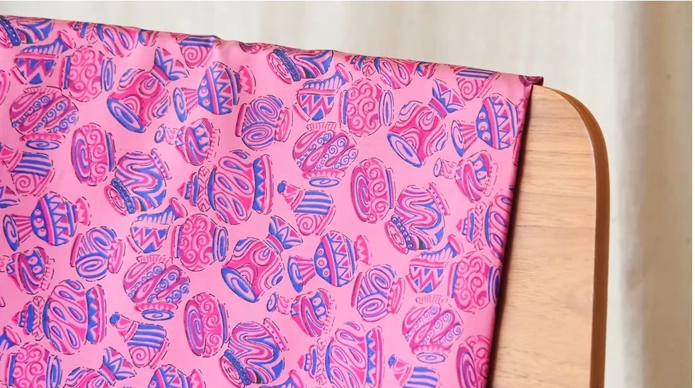 Printed Silk, Smooth Weave, 2-Ply, Pink Ground