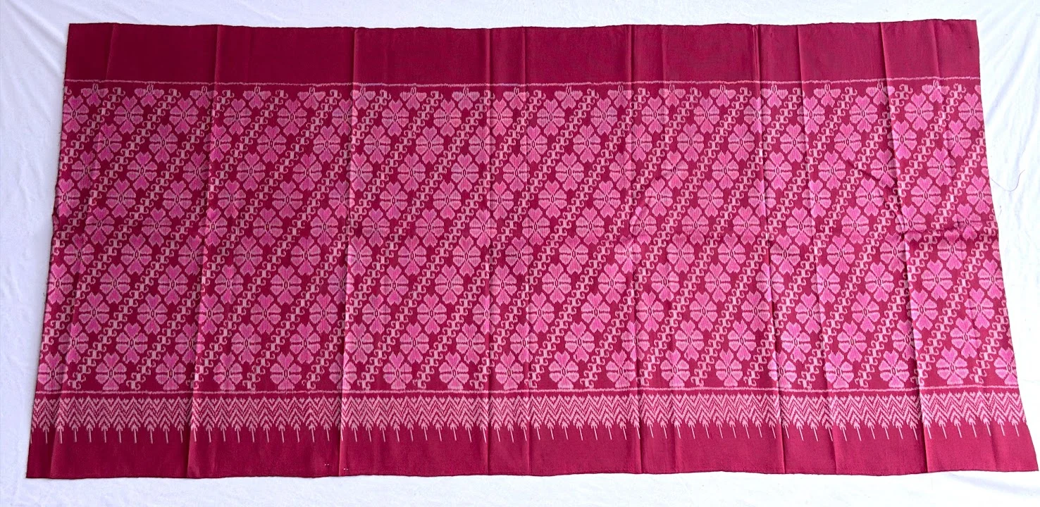Ikat Silk, 2-Shaft, Dok Rak Pattern, Pink-Red