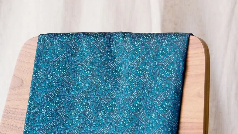 Printed Silk, Smooth Weave, 2-Ply, Light Blue